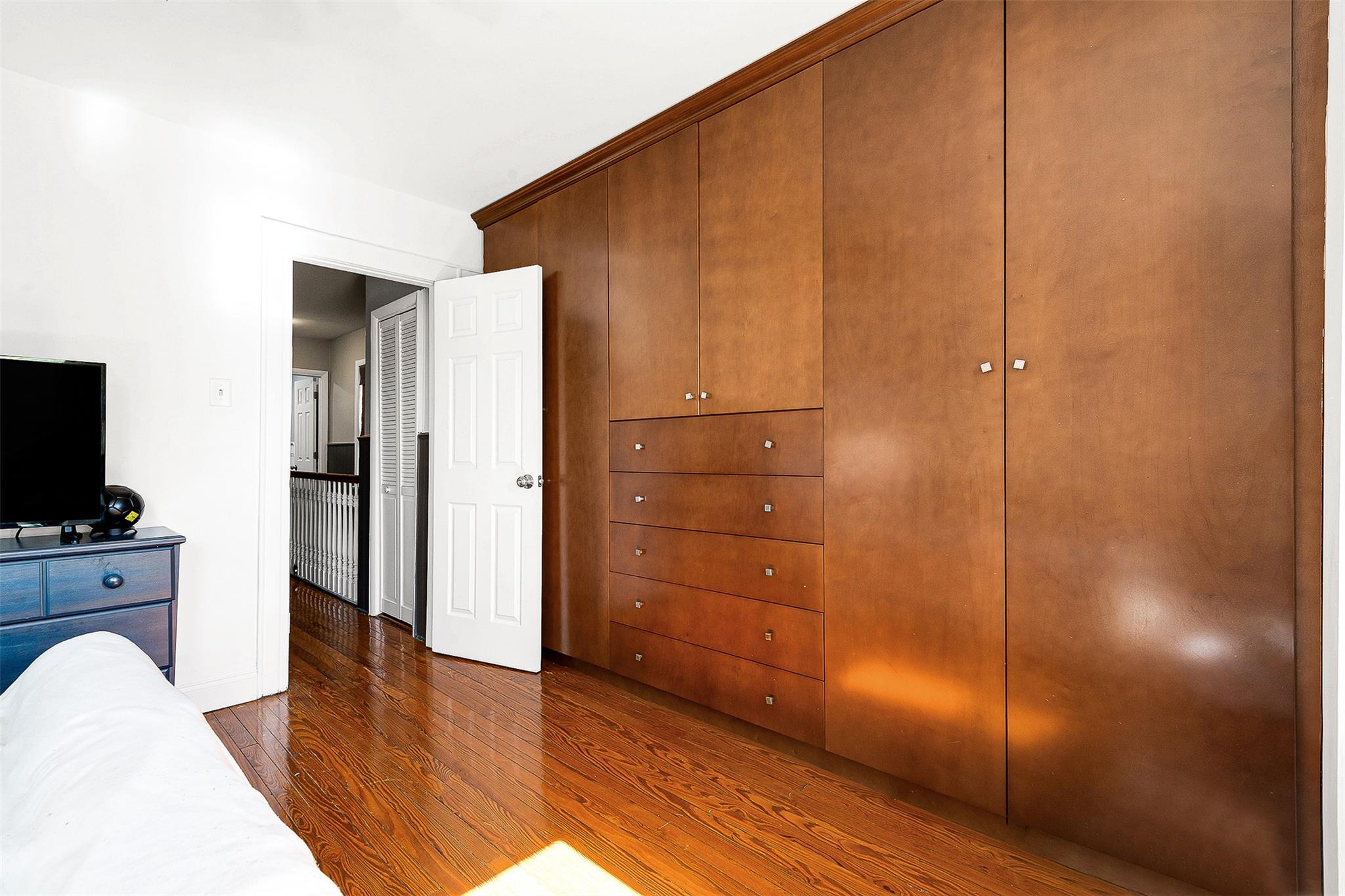 93-01 71st Avenue, Forest Hills, New York image 31