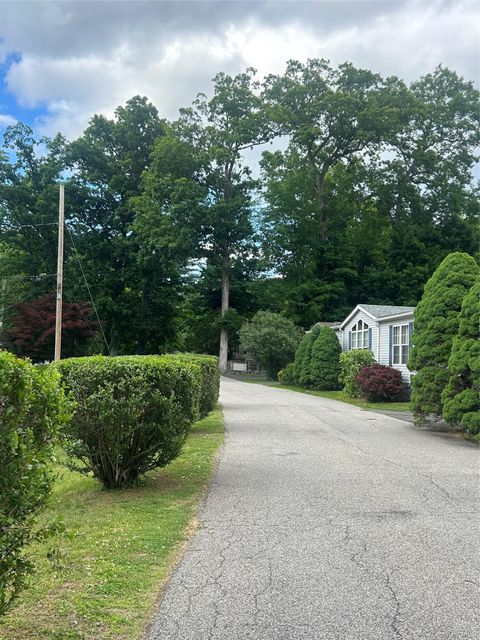 Mobile Home For Rent - 39 Cedar Flats Road<br/> Stony Point, NY 10980