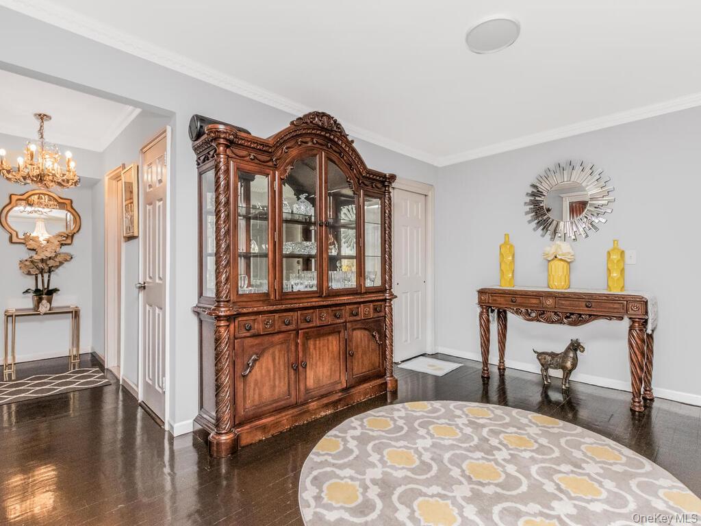 1234 Midland Avenue 5C