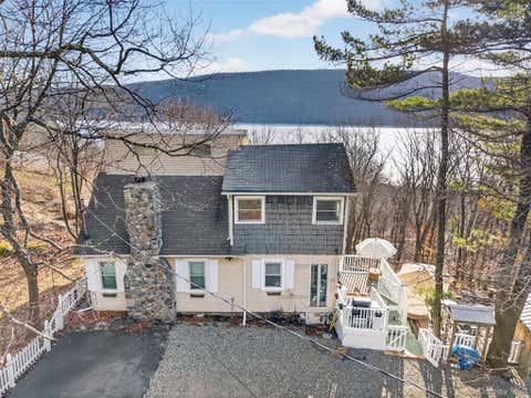 Homes For Sale - 173 Brook Trail<br/> Greenwood Lake, NY 10925