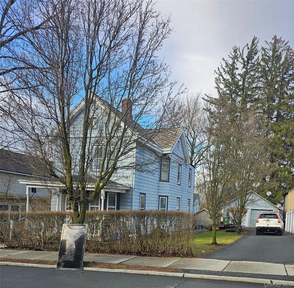 Photo of 46 Knapp Avenue, Middletown, NY 10940 (MLS # 977556)