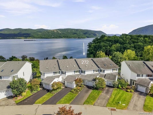 272 TAMERISK LN, NEW WINDSOR, NY 12553 - Image 4e8e324a6b909b376ba45239deeb2986/3107330908