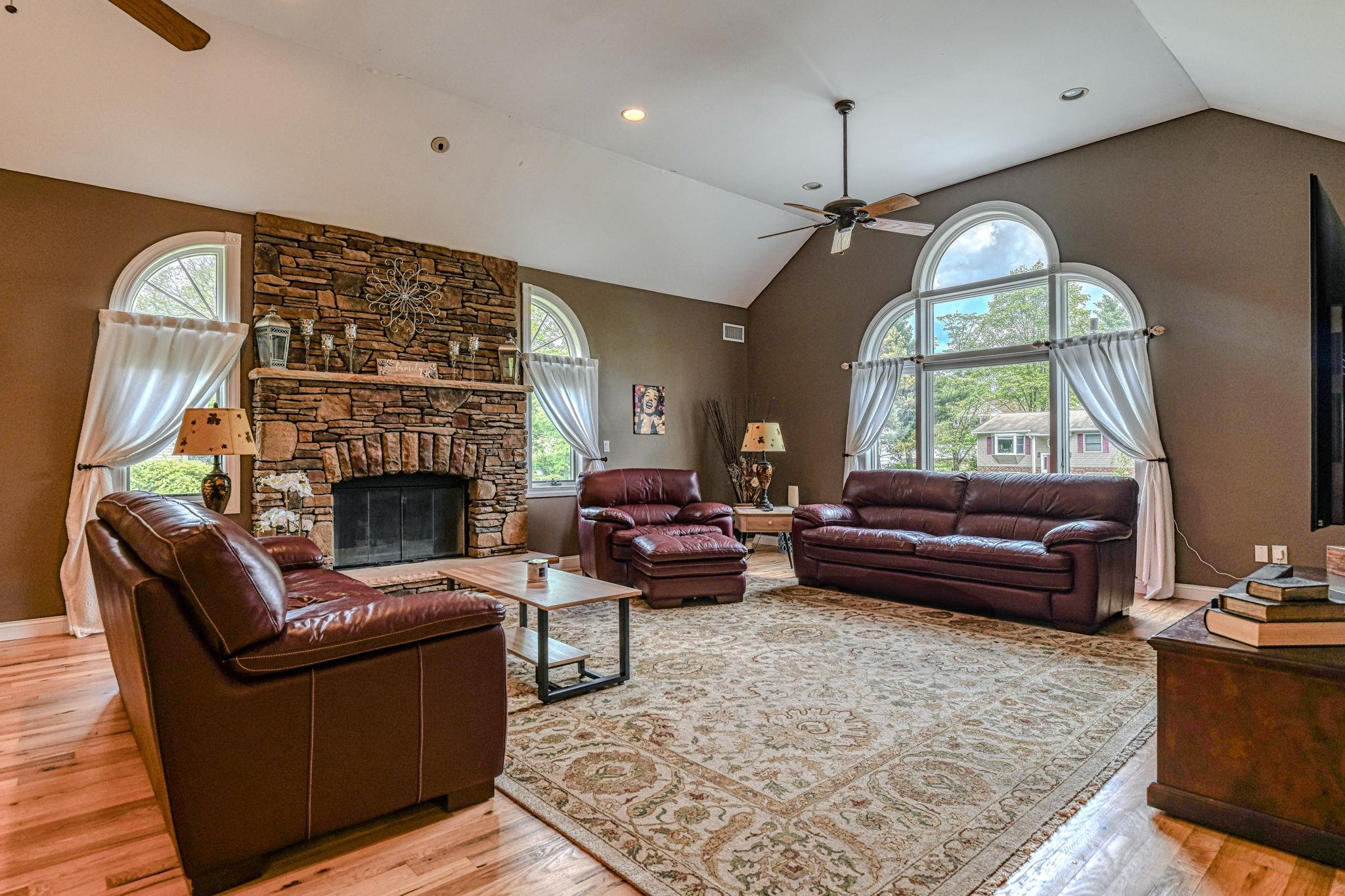 34 Clark Lane, Harriman, New York image 9