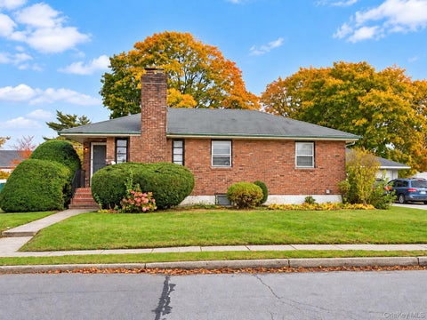 Photo of 131 Roosevelt Avenue, Freeport, NY 11520 (MLS # 1067076)