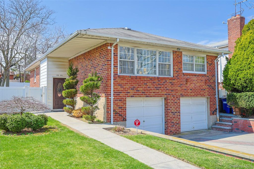 Photo of 2630 Clearview Expressway, Bayside, NY 11360 (MLS # 981733)