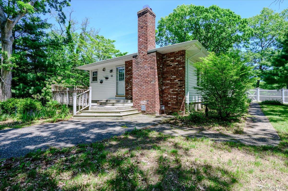 53 Ehrhardt Way