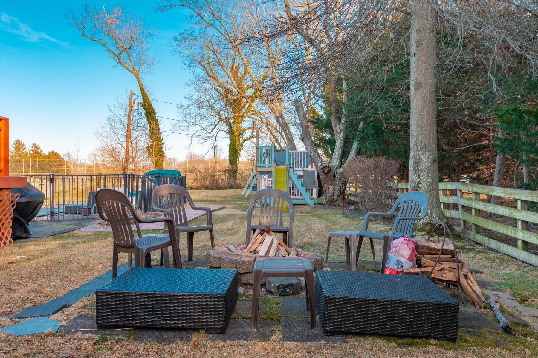 847 Aberdeen Road, Bay Shore, New York image 28
