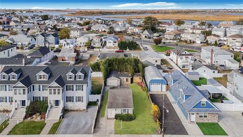 36 Kildare Road Island Park NY 11558