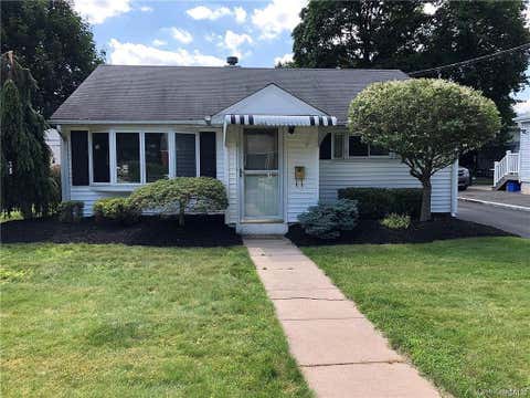 Homes For Sale - 7 Peck Street<br/> Rockland County, West Haverstraw, NY 10993