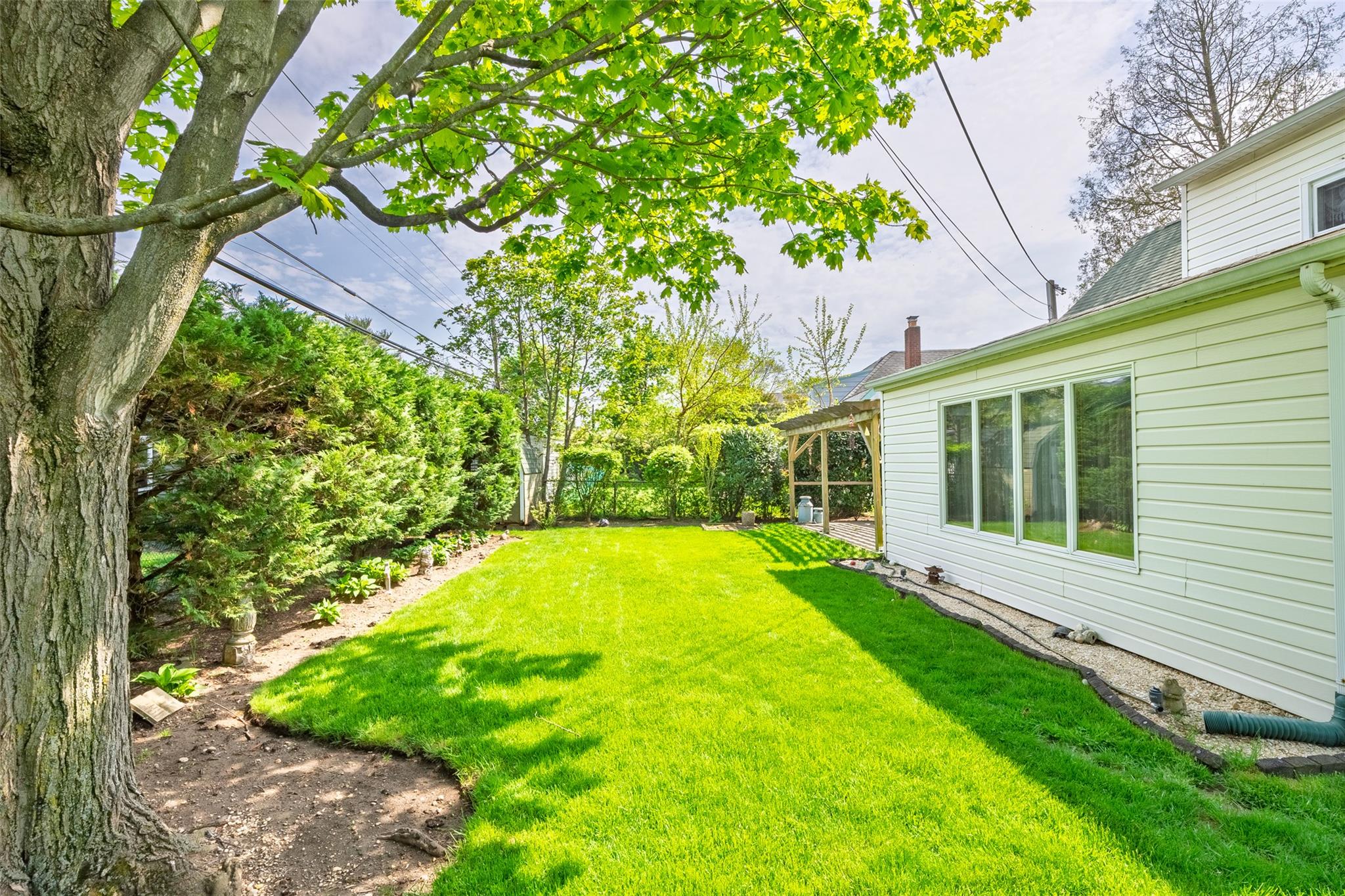 33 Atlas Lane