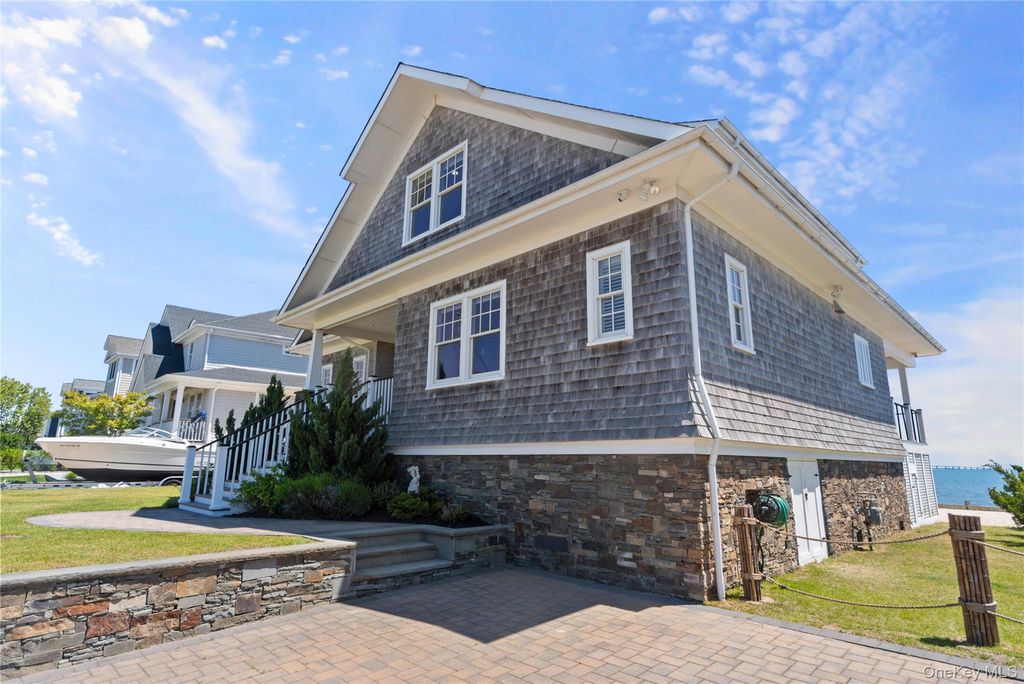 Photo of 21 Shinnecock Road, East Quogue, NY 11942 (MLS # 1012474)