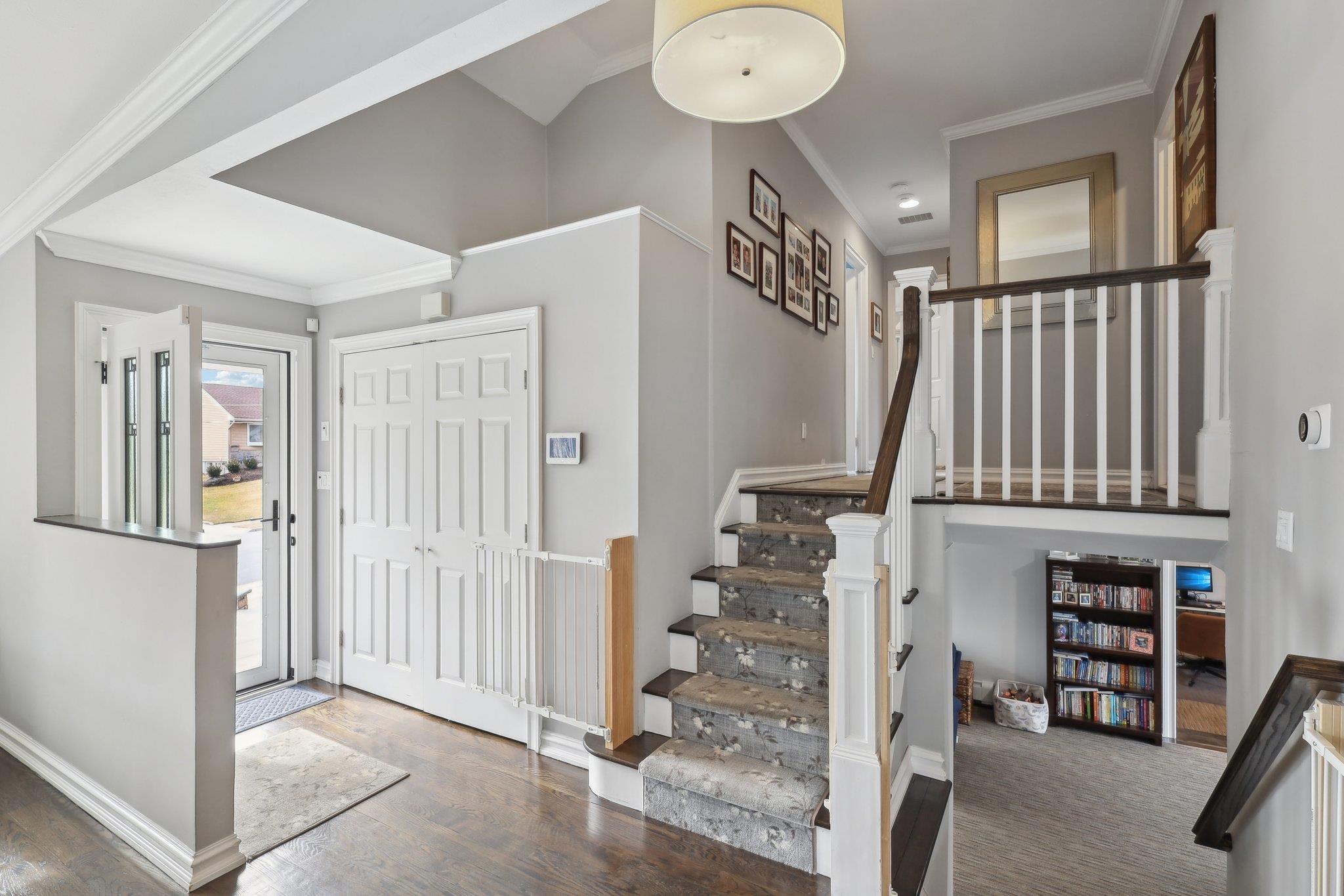 15 Farragut Road, Old Bethpage, New York image 4