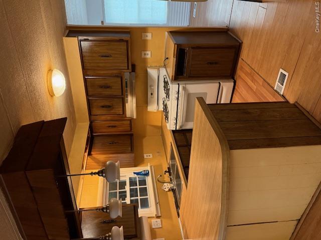 1661 Old Country Road Unit #415 415