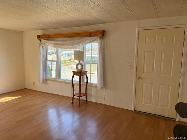 1661 Old Country Road Unit #415 415