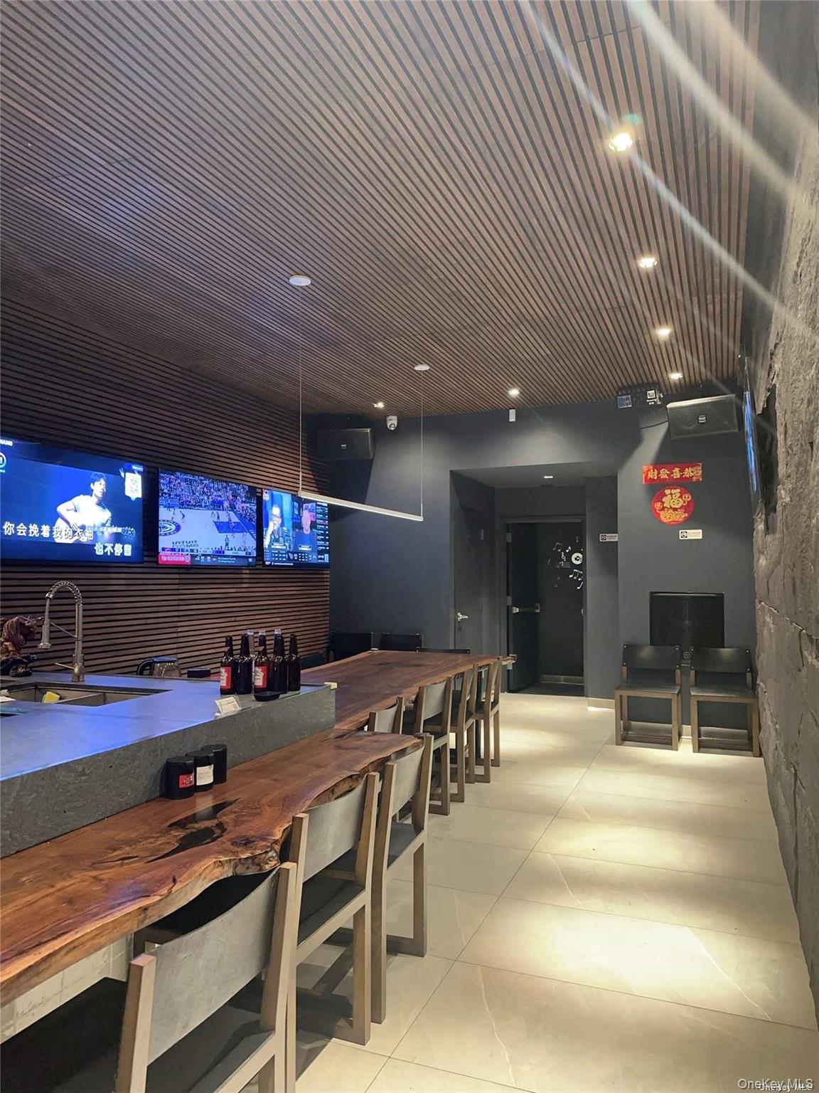 35-30 Farrington Street