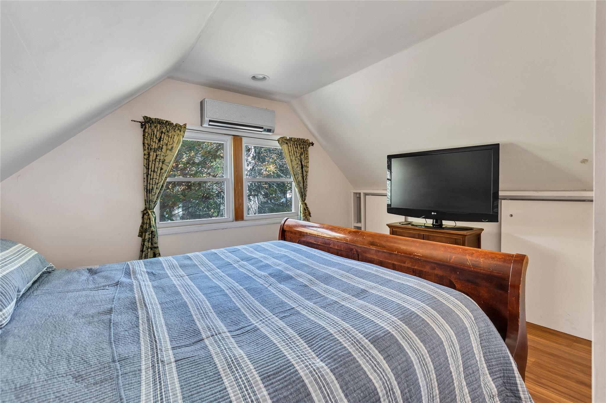 4 Meadowood Court, Huntington, New York image 15