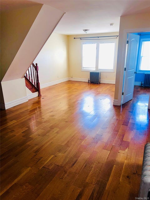 Homes For Sale - 190-60 111th Avenue<br/> Jamaica, NY 11412