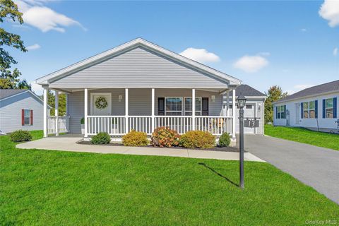 13 Orlando Drive Poughkeepsie NY 12603