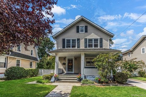 Photo of 21 Clark Avenue, Lynbrook, NY 11563 (MLS # 908028)