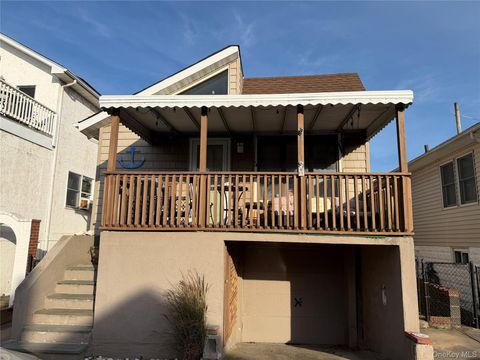 84 Georgia Avenue Long Beach NY 11561