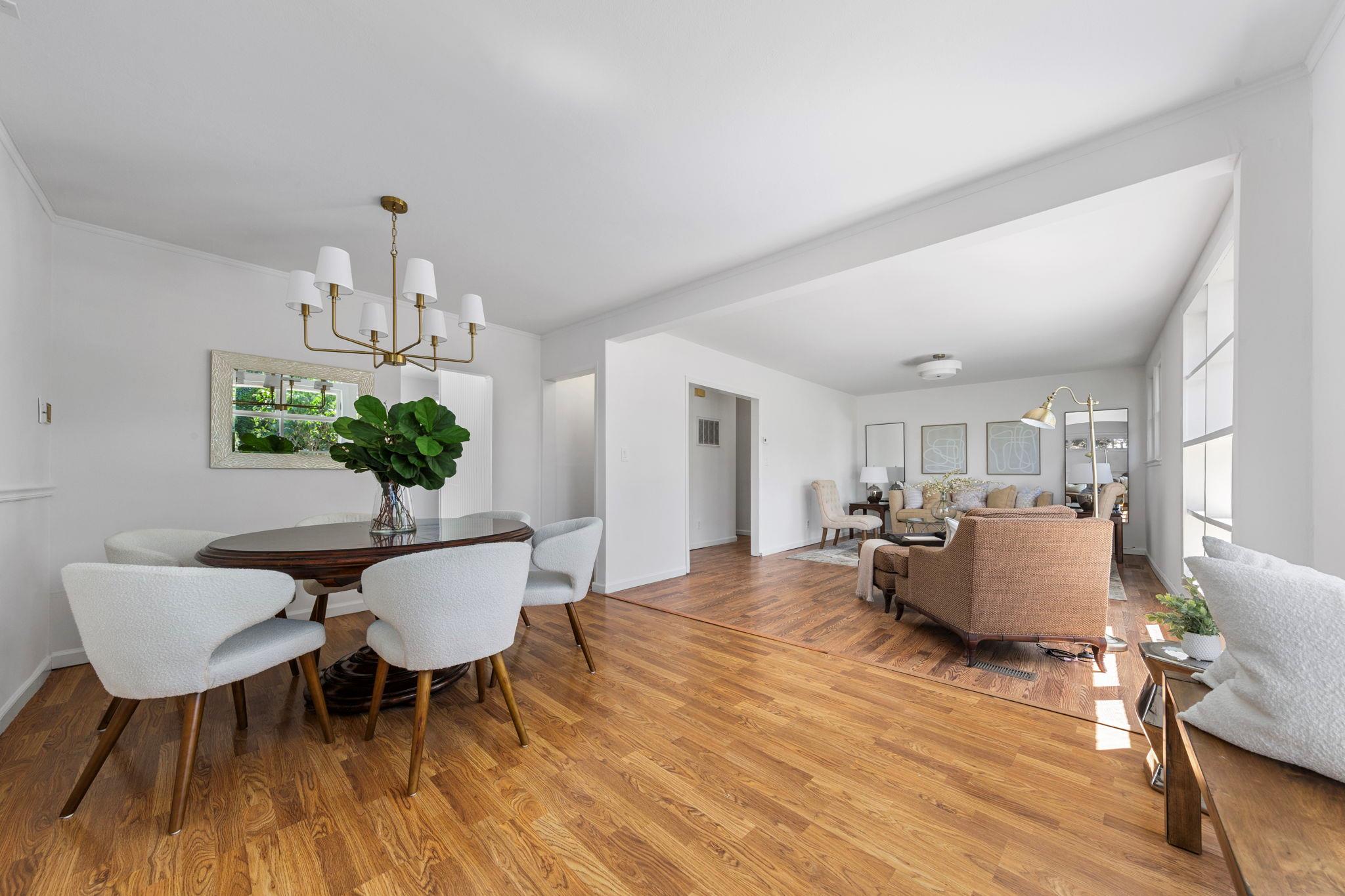 2641 Woods Avenue, East Meadow, New York image 2