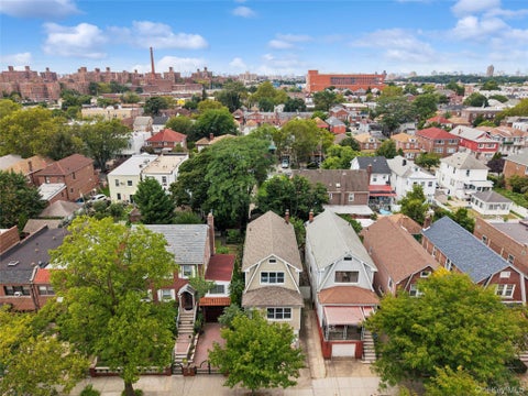 Homes For Sale - 1631 Paulding Avenue<br/> Bronx County, Bronx, NY 10462