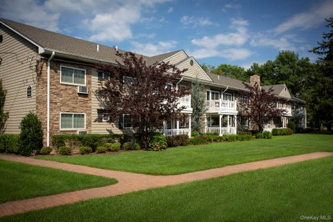 Apartment For Rent - 668 Veterans Highway #2-1D<br/> Hauppauge, NY 11788