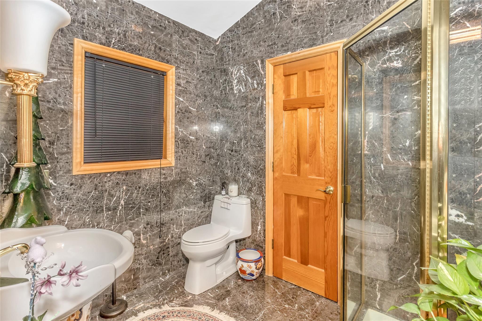 22 Madison Avenue, Glen Cove, New York image 15