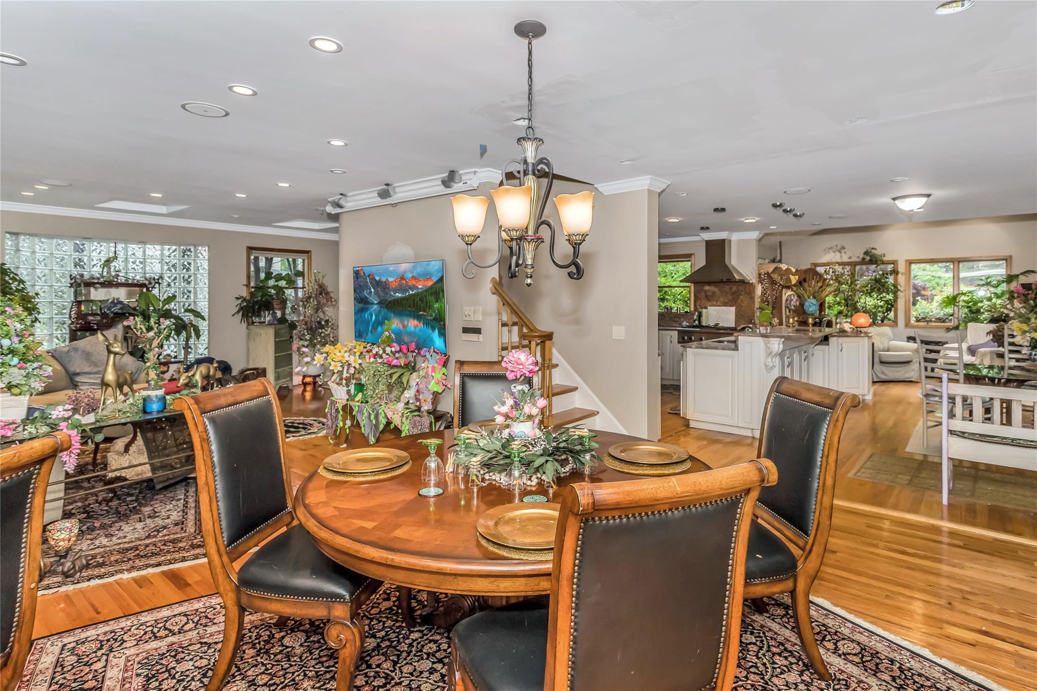 22 Madison Avenue, Glen Cove, New York image 5