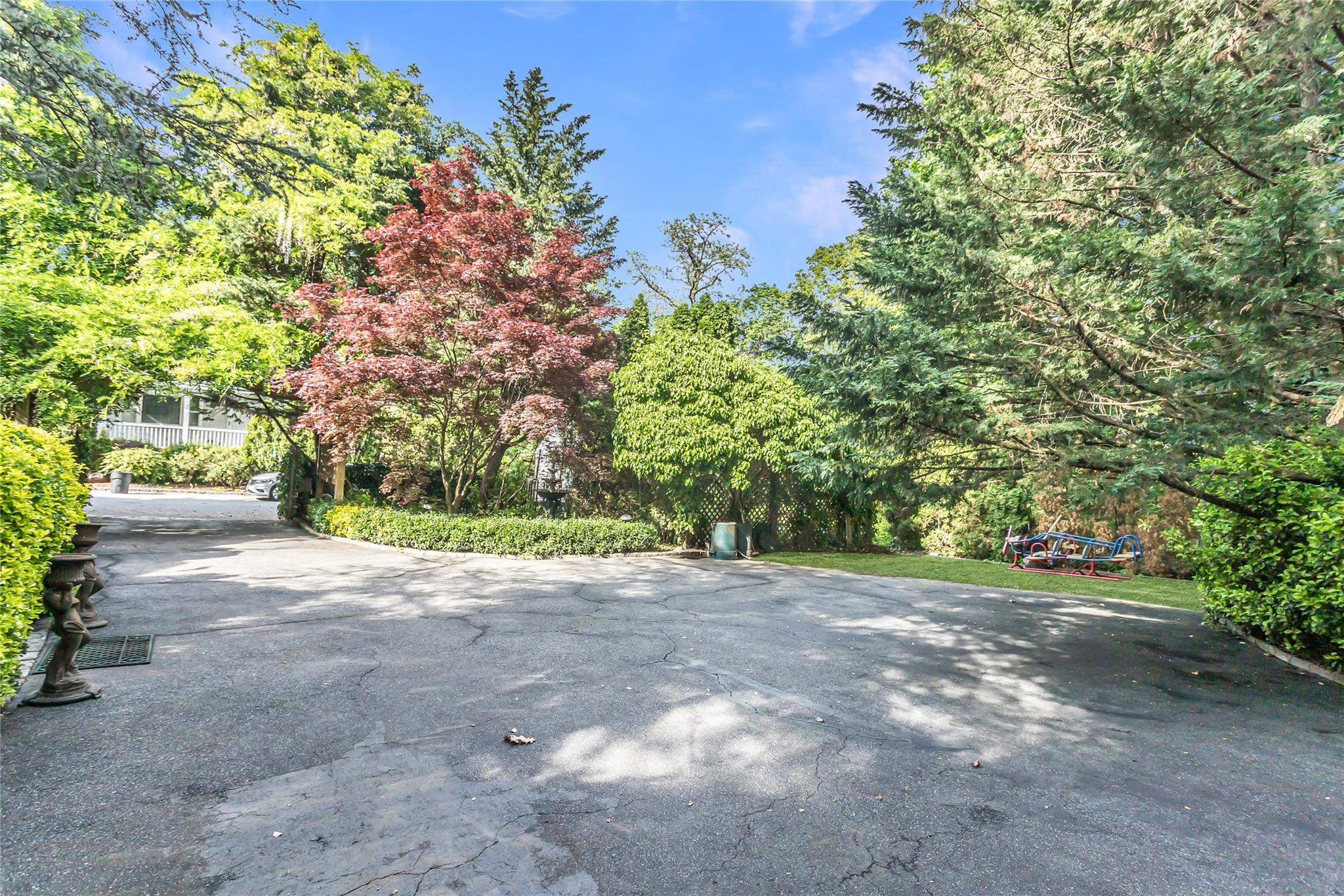 22 Madison Avenue, Glen Cove, New York image 33