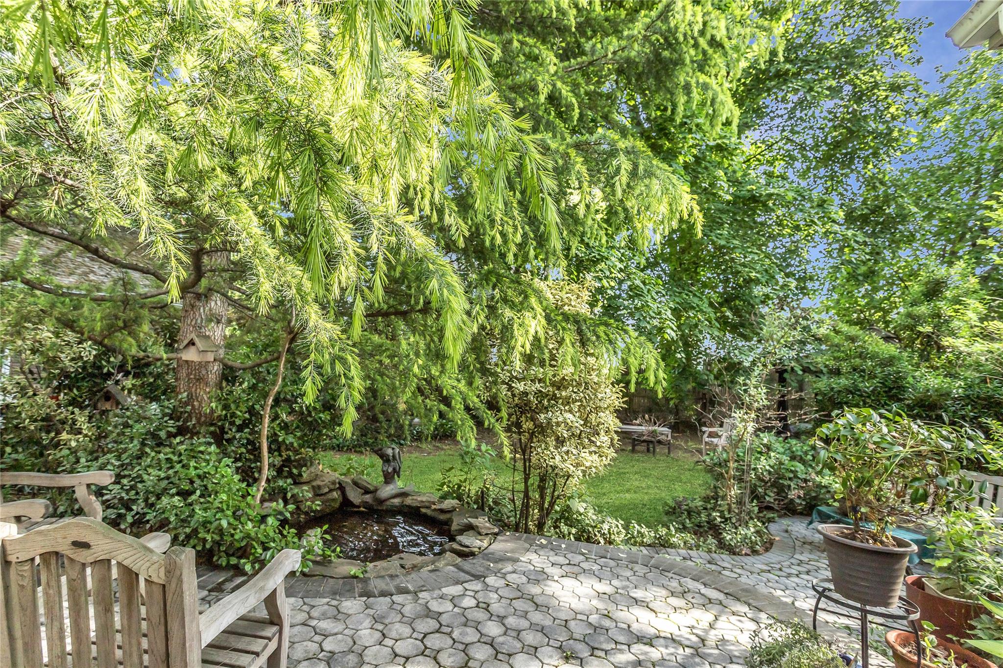 22 Madison Avenue, Glen Cove, New York image 37