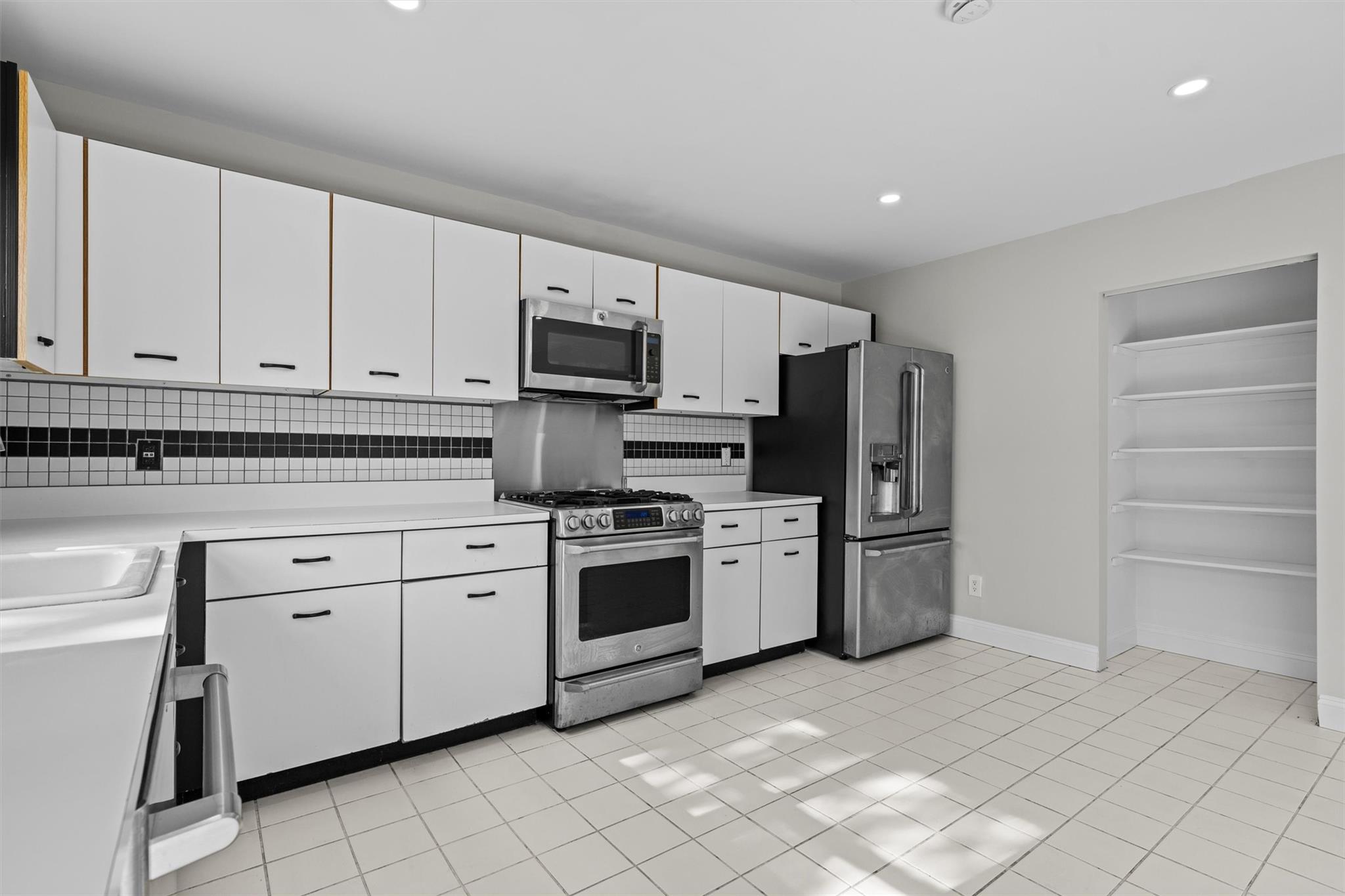 13 Wyndham Court, Nanuet, New York image 13