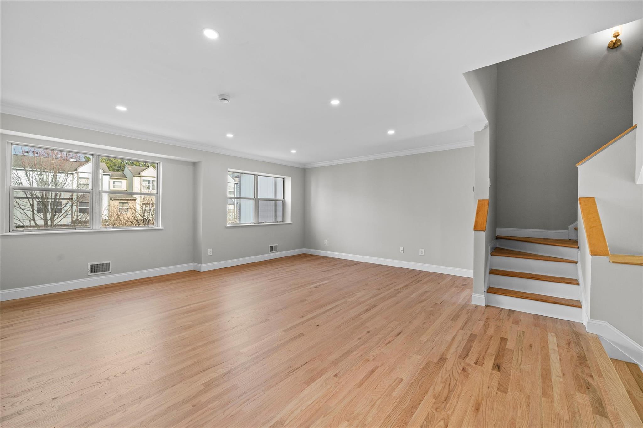 13 Wyndham Court, Nanuet, New York image 6