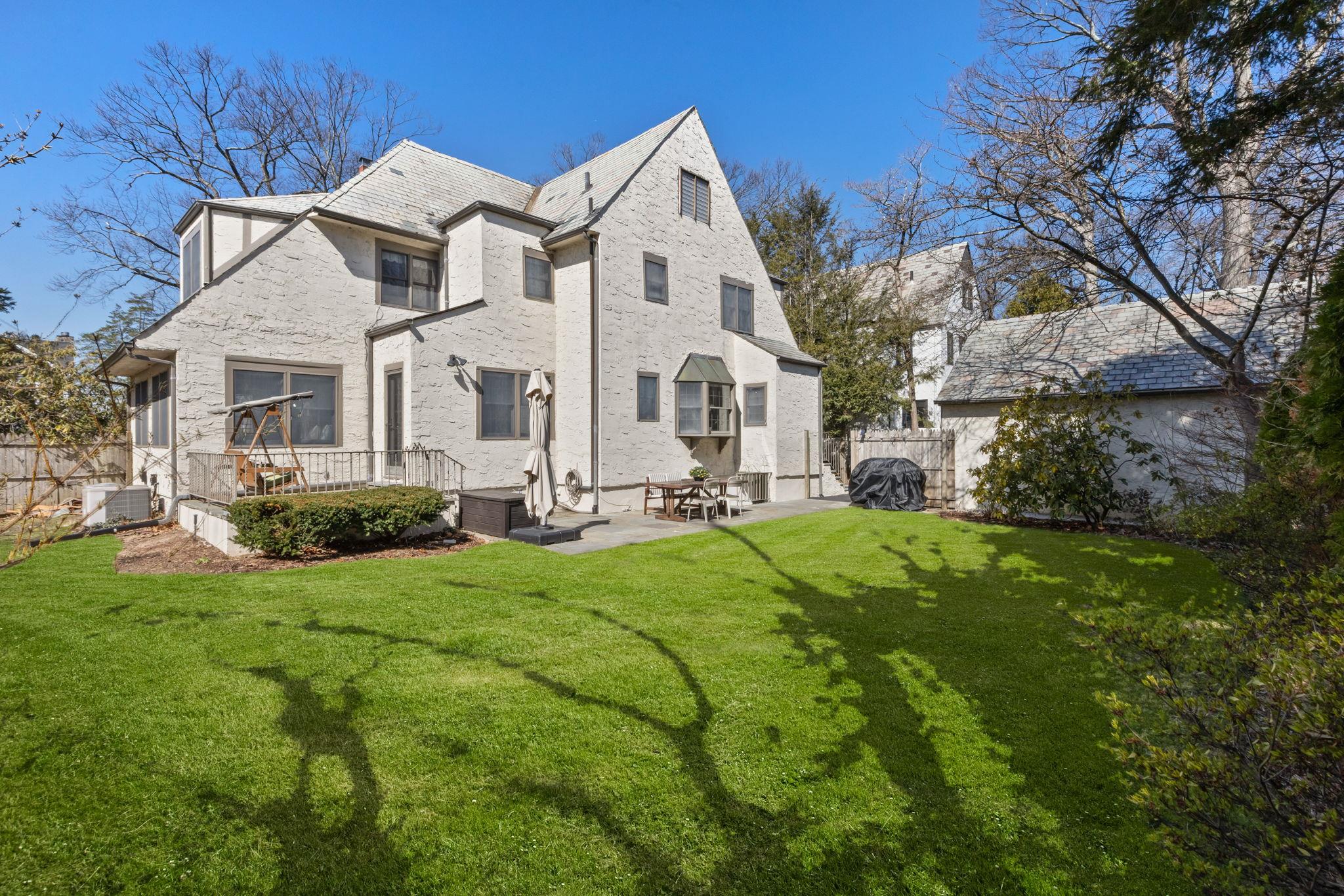 63 Carthage Road, Scarsdale, New York image 28