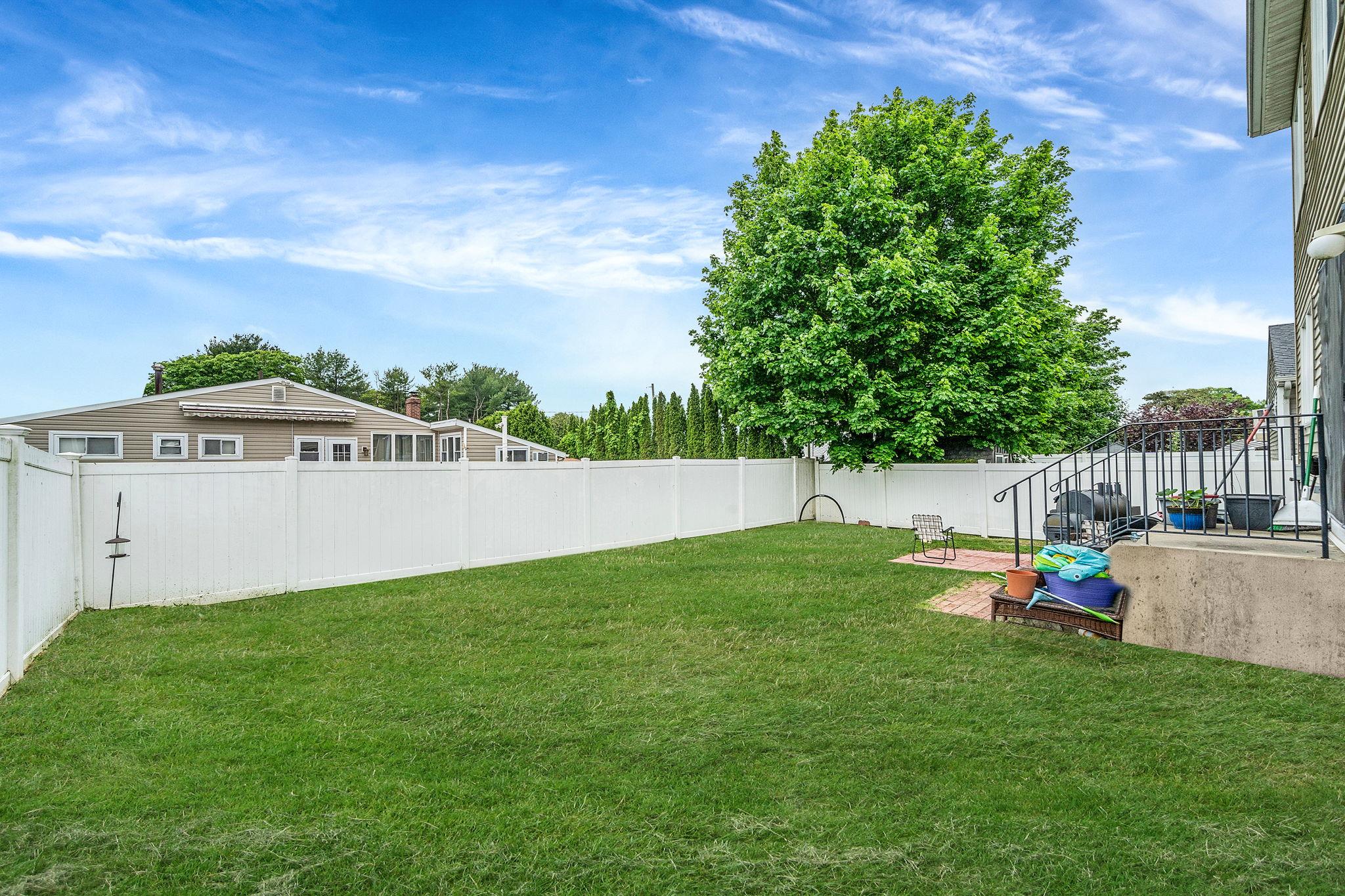 130 W 7th Street, Deer Park, New York image 28