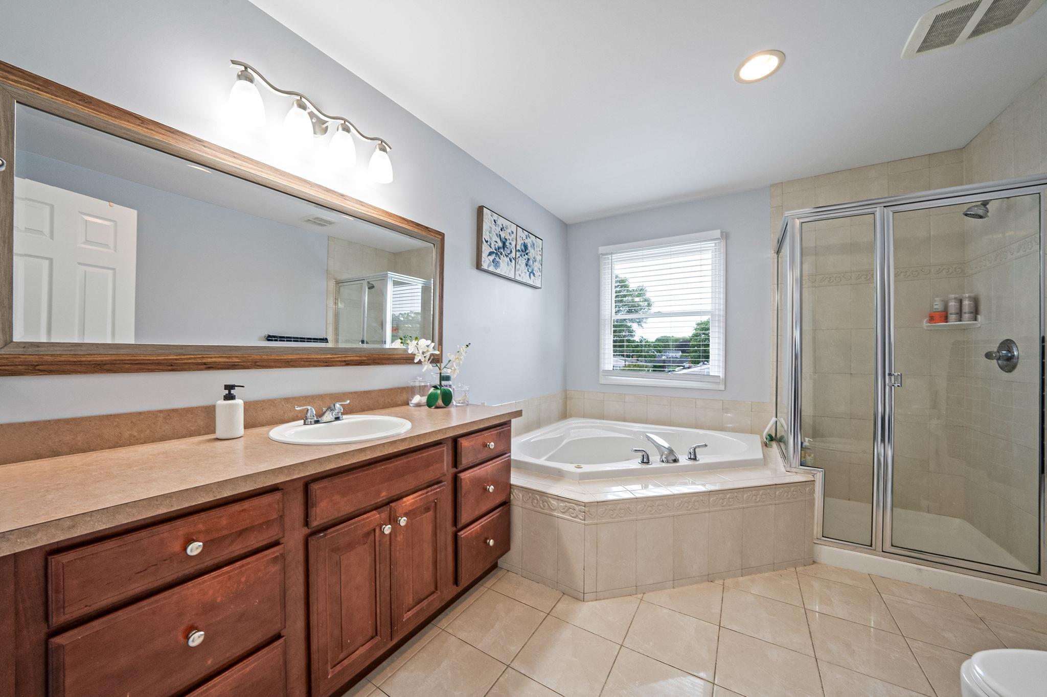 130 W 7th Street, Deer Park, New York image 16