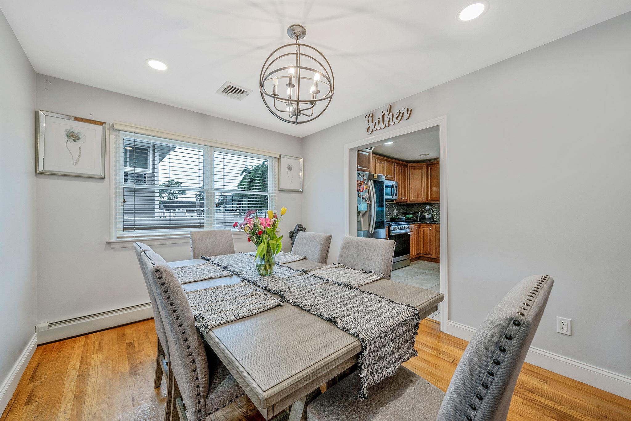 130 W 7th Street, Deer Park, New York image 7
