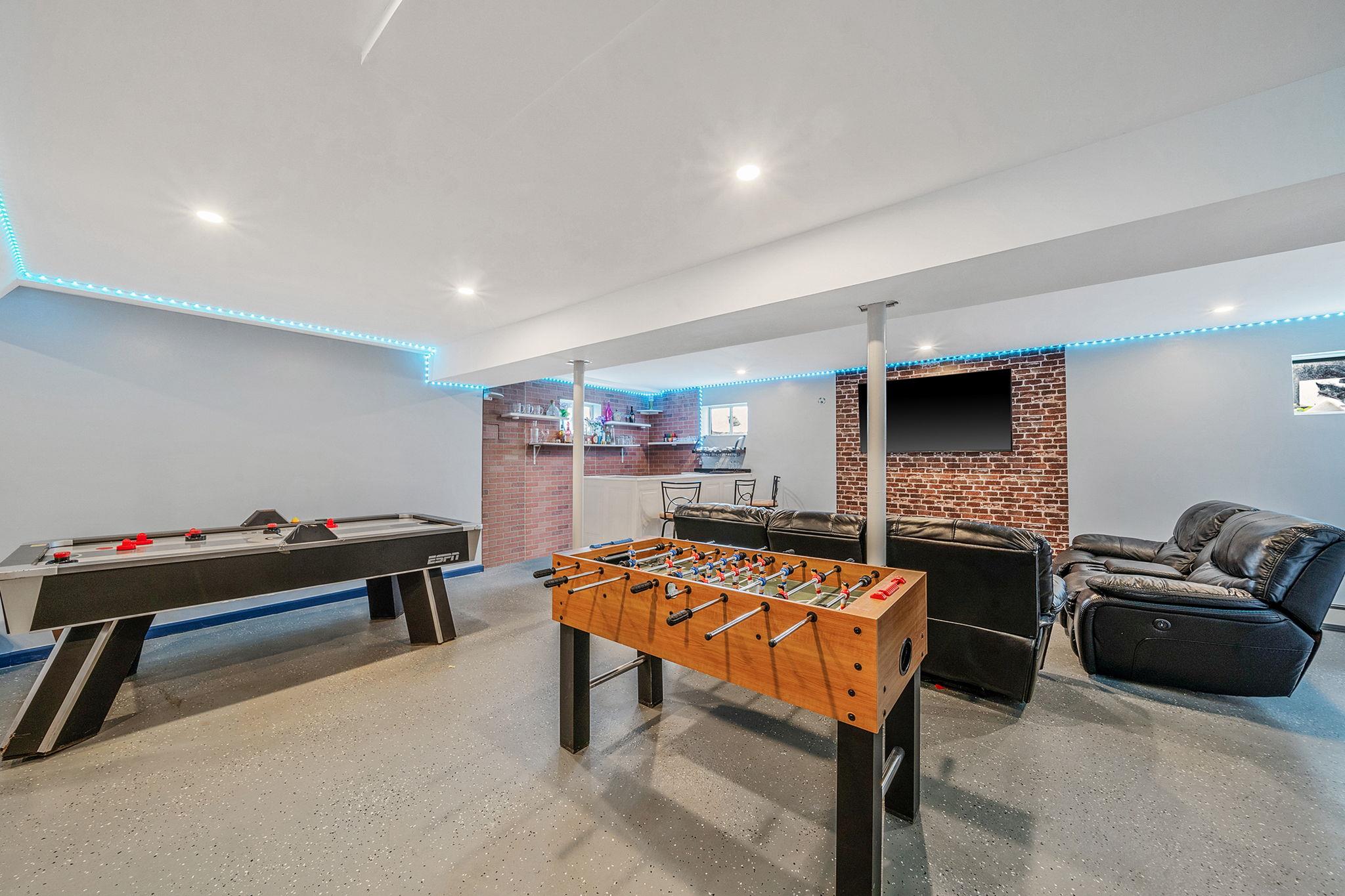 130 W 7th Street, Deer Park, New York image 26