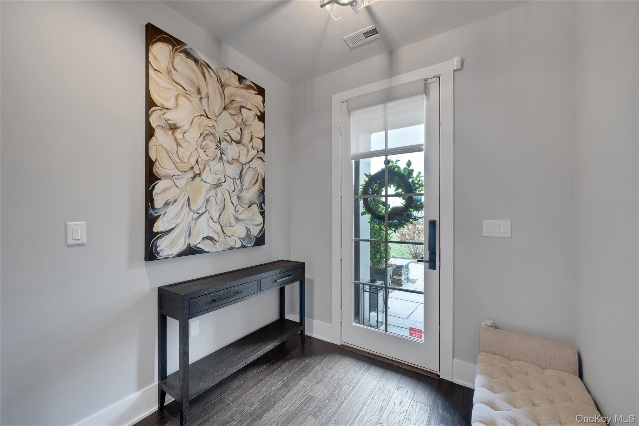 203 Palisades Boulevard