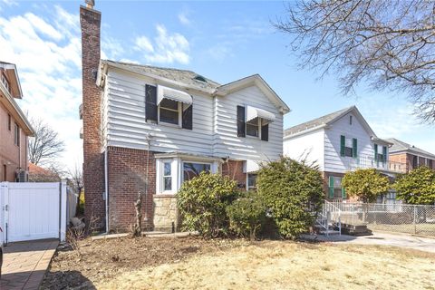75-34 193rd Street, New York, NY 11366 - MLS#: 831409