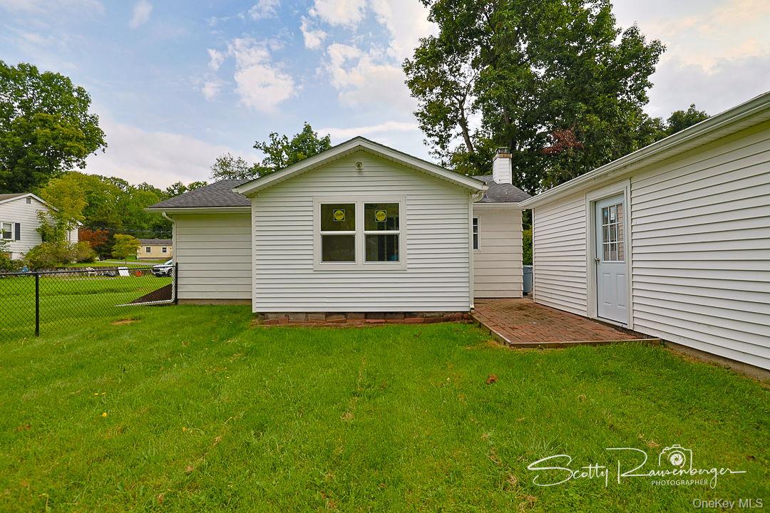 814 N Hillside Road