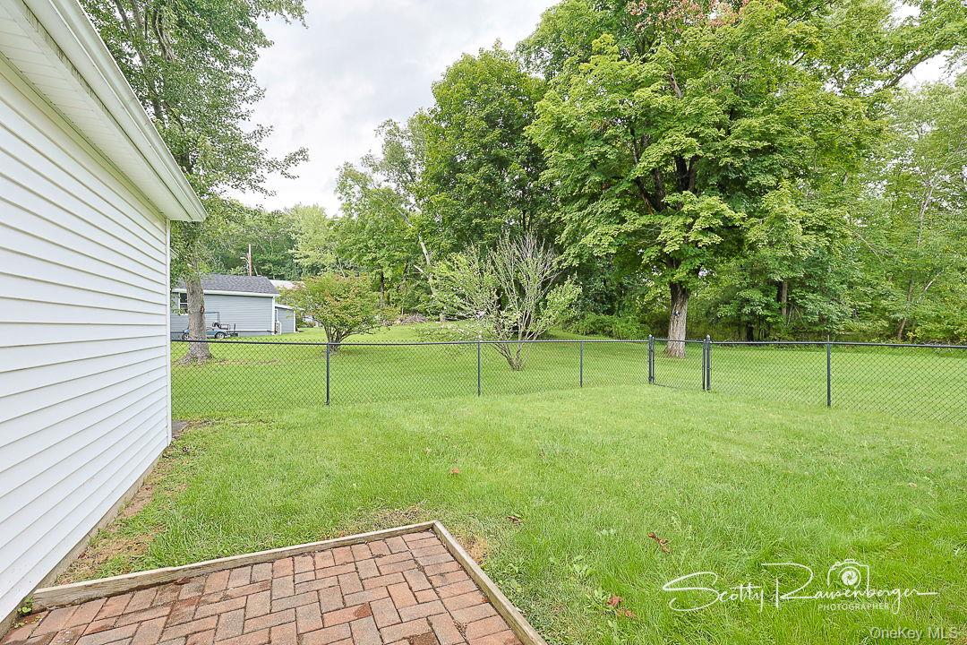 814 N Hillside Road