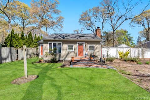 Photo of 89 Gould Road, Centereach, NY 11720 (MLS # 989908)