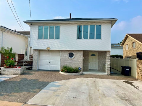 Photo of 85-11 164th Avenue, Howard Beach, NY 11414 (MLS # 1045832)