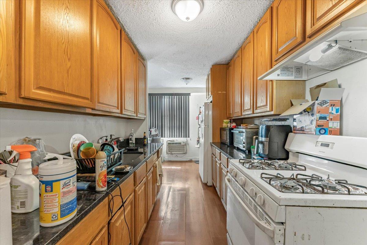 825 Morrison Avenue 16A