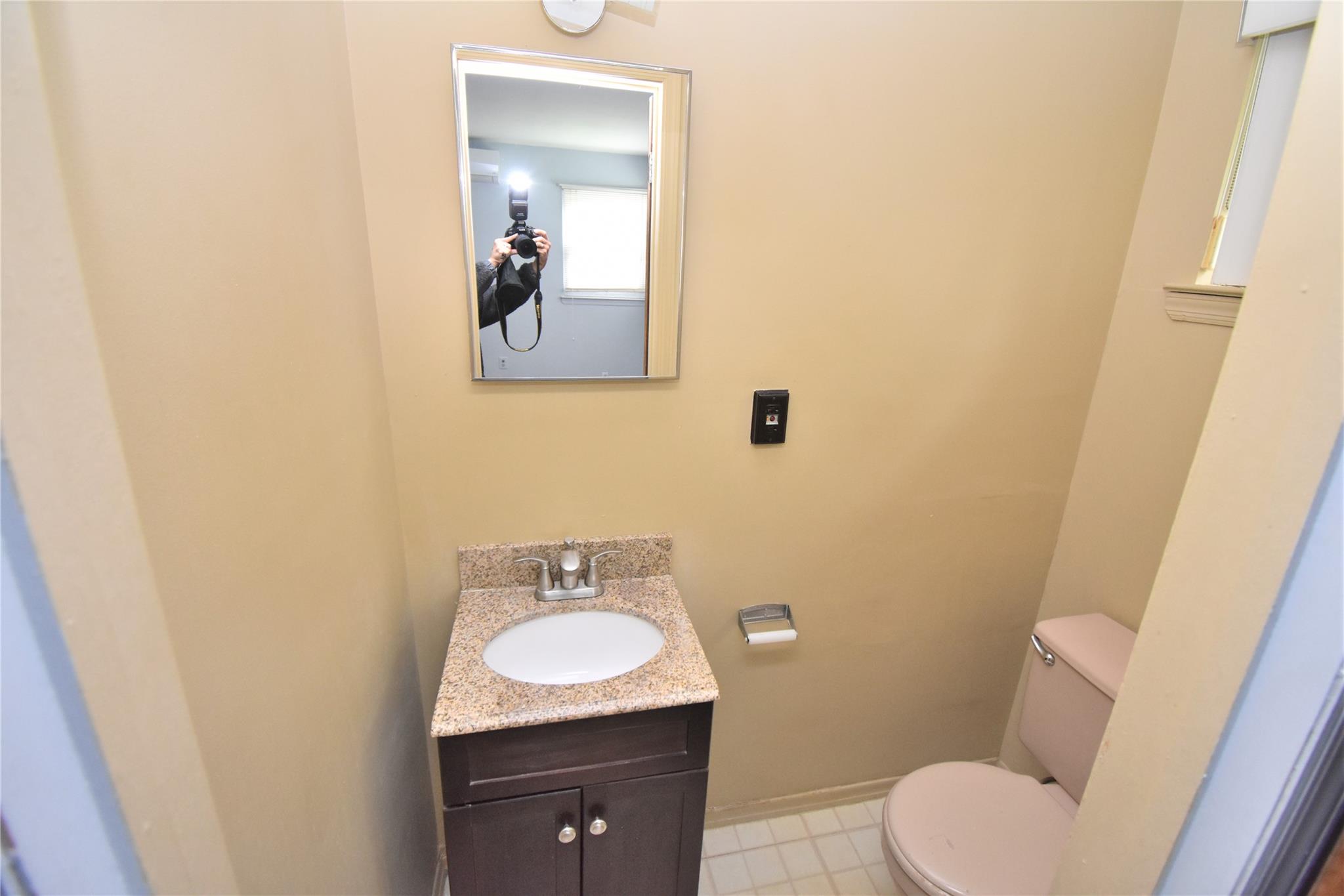 10 Arleen Avenue, Holbrook, New York image 12