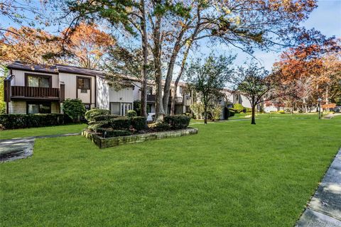 99 Richmond Boulevard 4B Ronkonkoma NY 11779