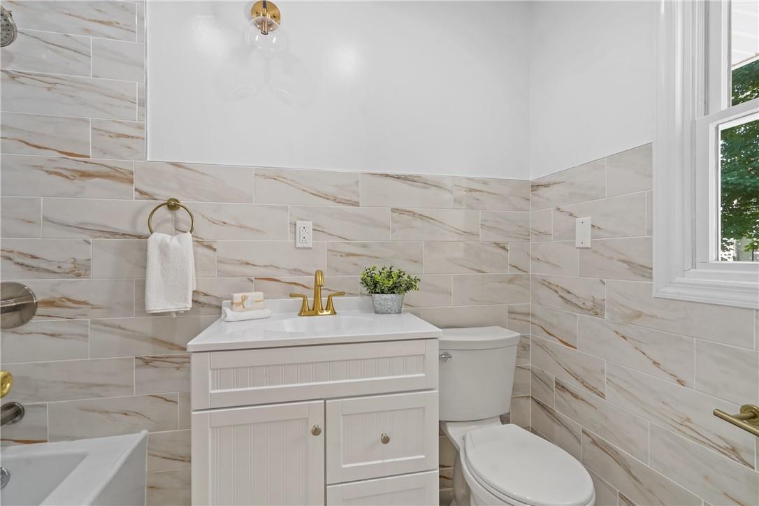 52 Red Oak Lane, Mount Kisco, New York image 7