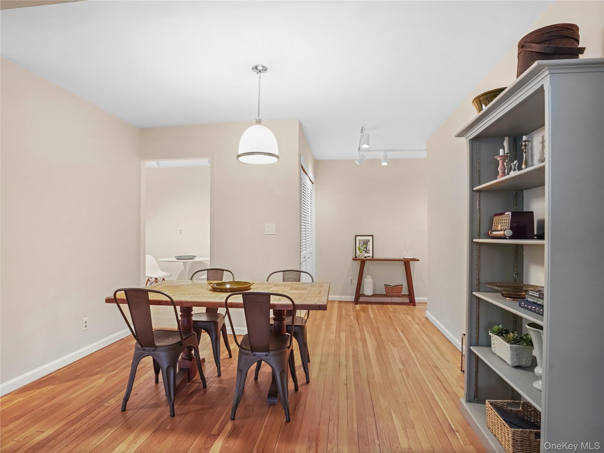 10 Franklin Avenue 2G