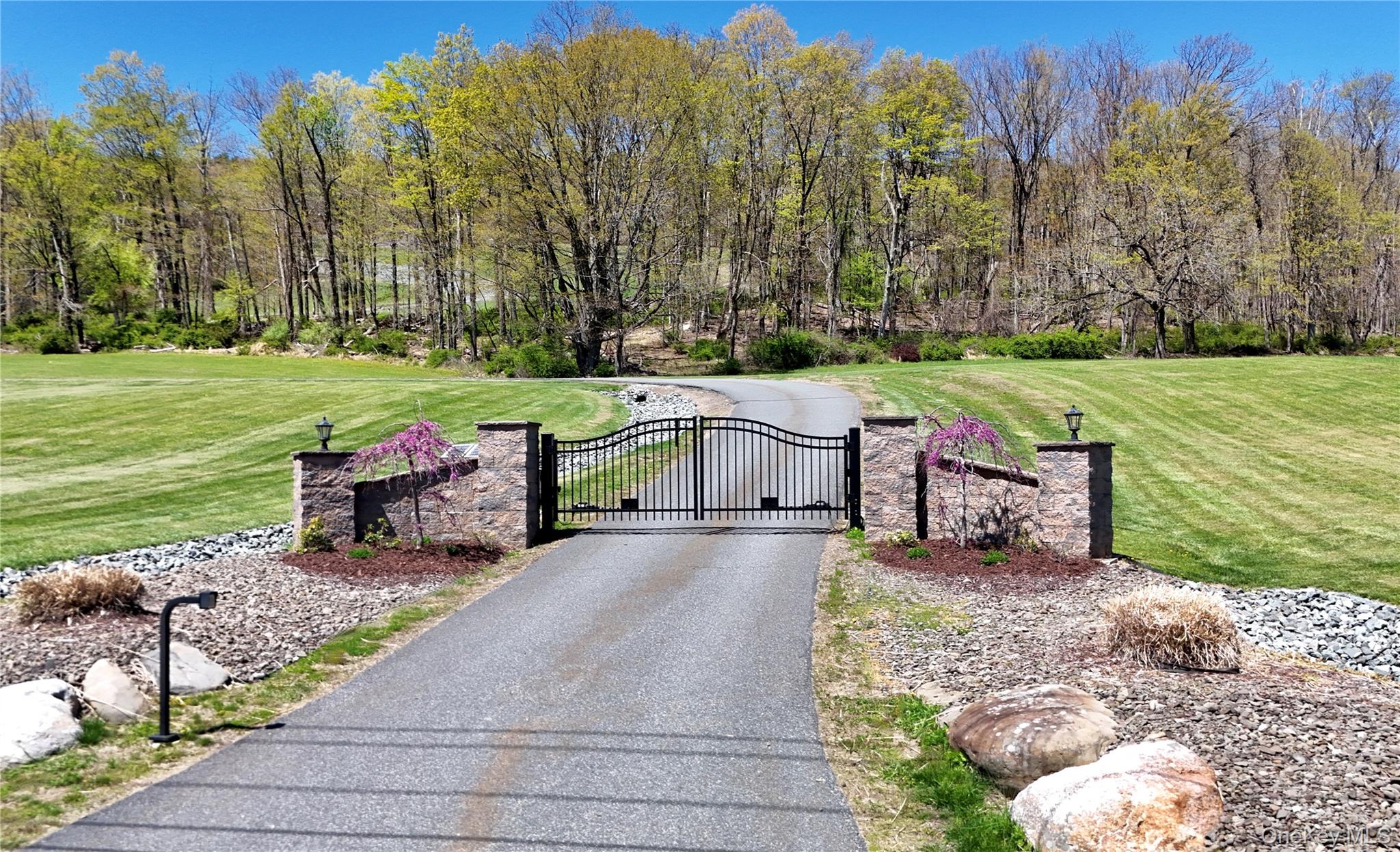 523 Old Mountain Road